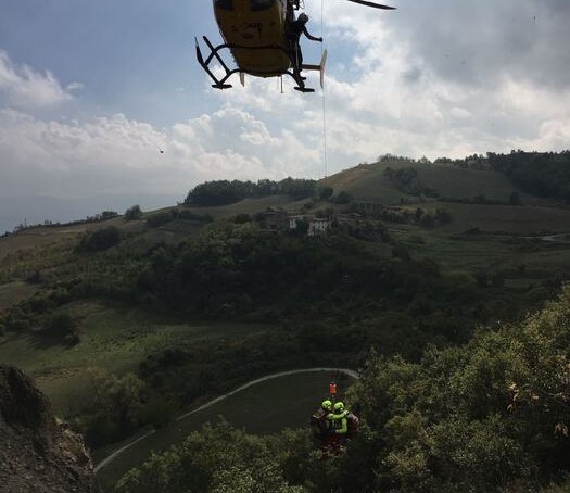 Intervento Soccorso Alpino Per Incidente Climbers Padre E Figlia A Pietra Perduca