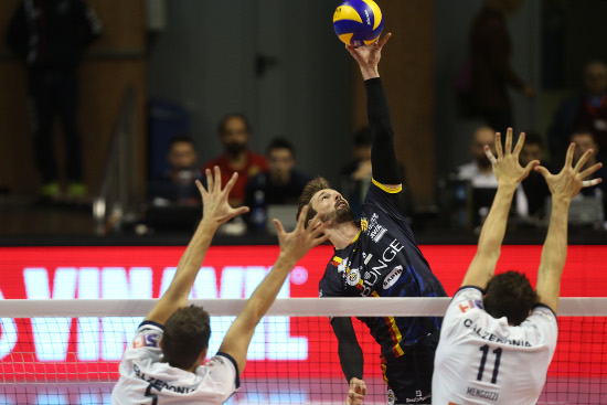 VOLLEY PALLAVOLO. BUNGE RAVENNA CALZEDONIA VERONA.