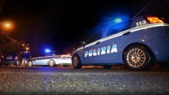 La polizia ha denunciato una donna