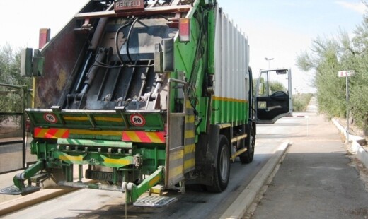 Rifiuti: assegnati due appalti su tre
