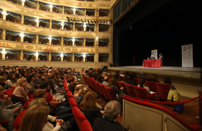 RAVENNA 11/04/17. ROBERTO SAVIANO AL TEATRO ALIGHIERI