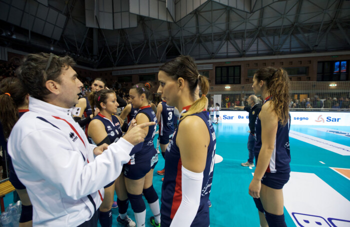 VOLLEY PALLAVOLO. OLIMPIA CMC RAVENNA TEODORA RAVENNA 1 3.