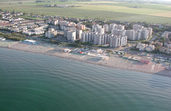 Lido Adriano