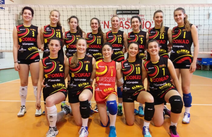 Under 18 Teodora