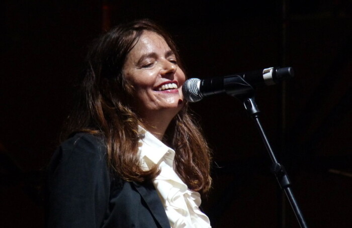 1200px Nada Malanima
