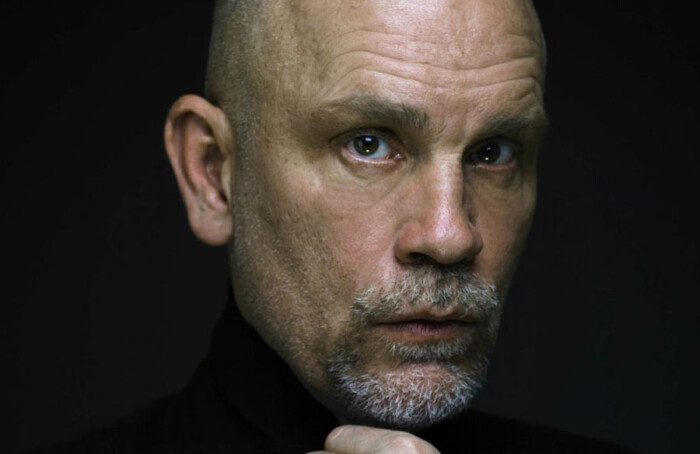 MALKOVICH 800x530