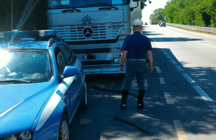 Foto TIR Contromano
