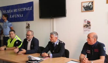 RAVENNA 27/07/17. CONFERENZA STAMPA POLIZIA MUNICIPALE RUOLO DELLE ASSOCIAZIONI DI VOLONTARIATO CIVILE. GIACOMINI