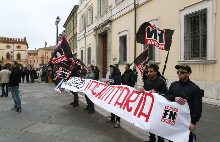 Manifestazione Simboli Fascisti