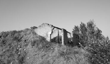Sulle proprie rovine