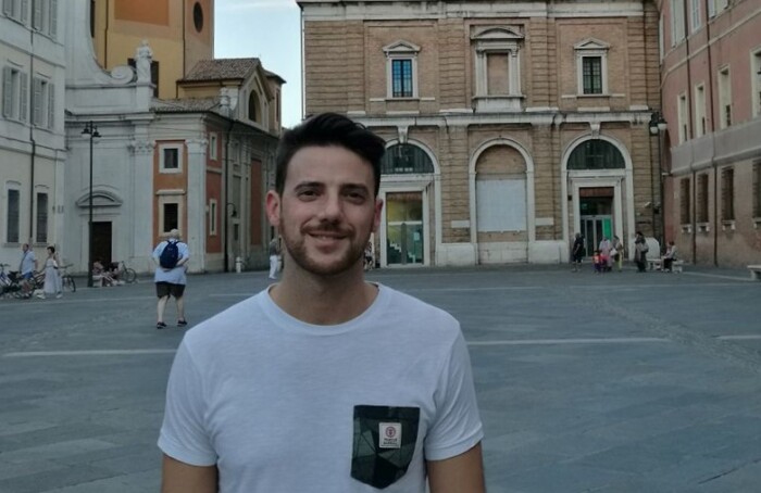 Orduna In Piazza Del Popolo Vetrina