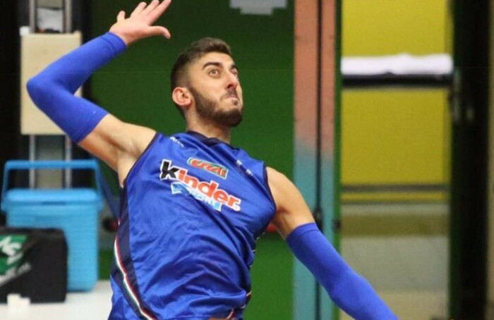 Tiziano Mazzone Azzurro