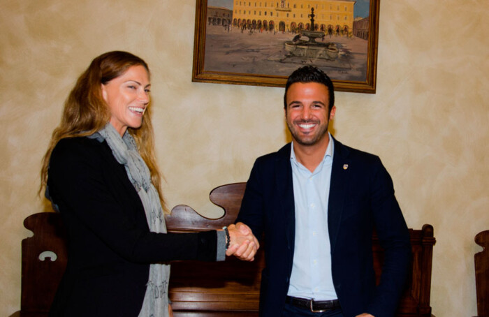 50 Luca Coffari E Jenny Fletcher