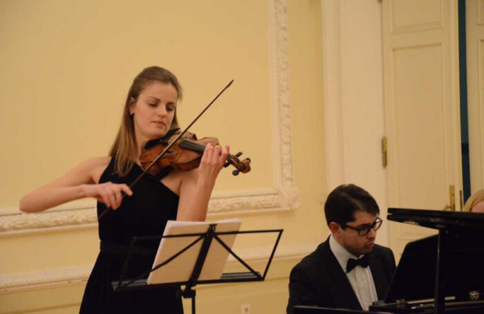 Auskelyte Pezzi