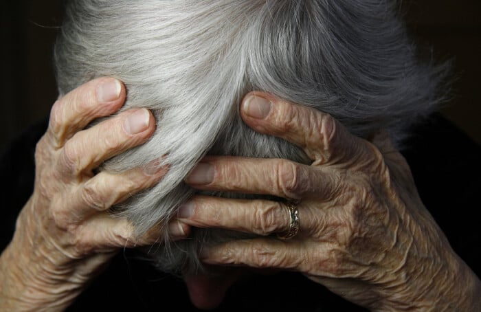 Alzheimer, Anziano