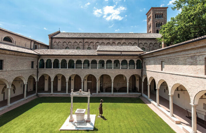 Museo Dantesco Antichi Chiostri Francescani Chiostro