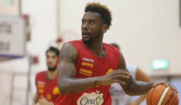 RAVENNA 26/08/17. AMICHEVOLE DI BASKET. ORA SI’ RAVENNA RAGGI SOLARIS FAENZA.