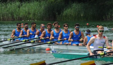 Rosetti In Azzurro (quinto Da Sinistra)