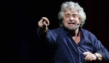 3242823 0846 Beppe Grillo