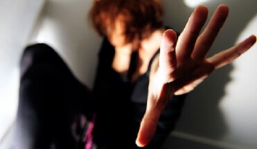 Monza Picchia La Moglie E La Violenta Di Fronte Ai Figli Arrestato
