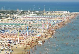Offerta Ponte 2 Giugno Hotel Rimini Bambino Gratis Mezza Pensione Vacanze Last Minute
