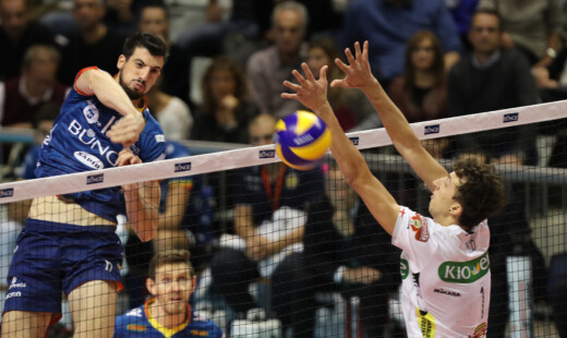 VOLLEY PALLAVOLO. BUNGE RAVENNA KIOENE PADOVA 3 1. DIAMANTINI