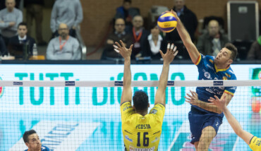 VOLLEY PALLAVOLO. Bunge Ravenna BCC Castellana Grotte 3 0.