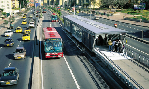 il TransMilenio e le corsie preferenziali