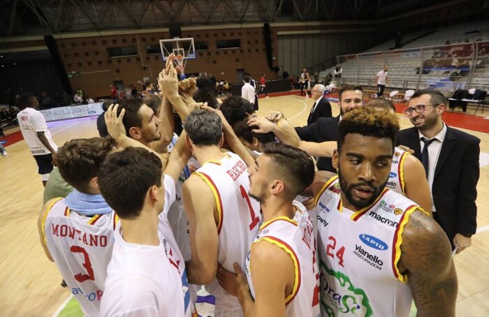 Gioia Orasi Contro Piacenza