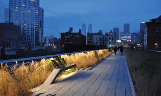 High Line Public Park, New York, veduta notturna