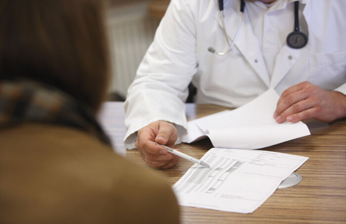 Doctors Seek Higher Fees From Health Insurers