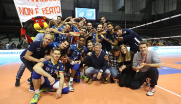 VOLLEY PALLAVOLO. BUNGE RAVENNA TONNO CALLIPO VIBO VALENTIA