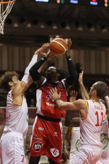 RAVENNA 23/12/2017. LNP Serie A2 Tredicesima Giornata OraSì Basket Ravenna VS Dinamica Generale Mantova.