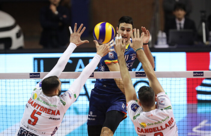 VOLLEY PALLAVOLO. BUNGE RAVENNA LUBE CIVITANOVA