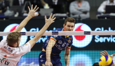 VOLLEY PALLAVOLO. BUNGE RAVENNA REVIVRE MILANO.