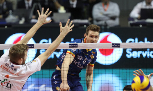VOLLEY PALLAVOLO. BUNGE RAVENNA REVIVRE MILANO.