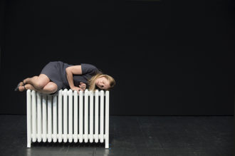 2016 17 Daria Deflorian/Antonio Tagliarini Théâtre Vidy Lausanne "Il Cielo Non E Un Fondale" Texte Et Mese En Scène De Daria Deflorian Et Antonio Tagliarini