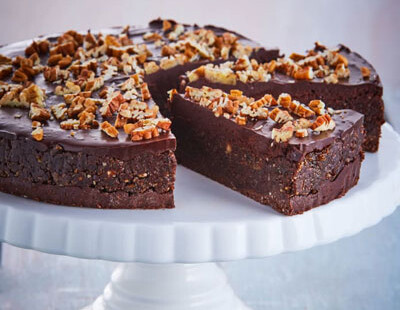 Raw Chocolate Cake