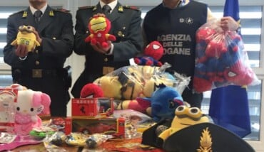 Sequestro giocattoli finanza