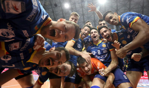 VOLLEY PALLAVOLO. BUNGE RAVENNA GI GROUP MONZA.