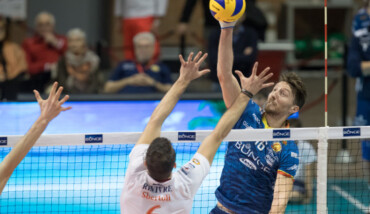 VOLLEY PALLAVOLO. Bunge Ravenna Revivre Milano 0 3.