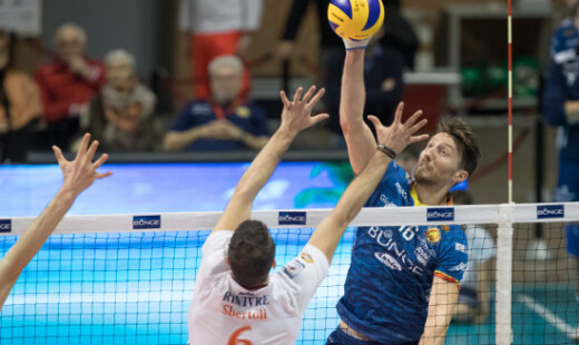 VOLLEY PALLAVOLO. Bunge Ravenna Revivre Milano 0 3.