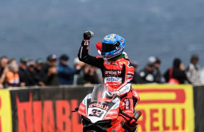 Melandri Festeggia Australia Vetri