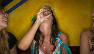 Ragazze Discoteca Alcol Festa Generica