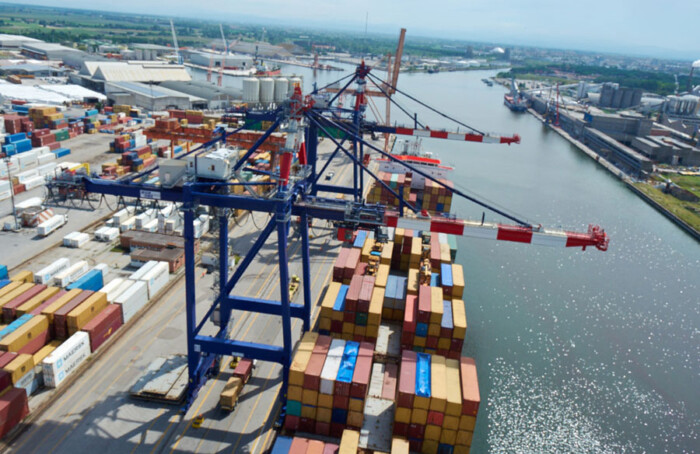 Tcr Container