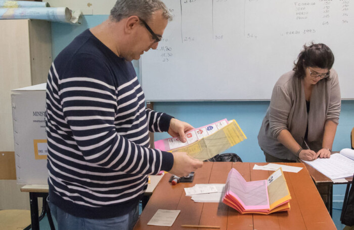 RAVENNA 04/03/2018. ELEZIONI POLITICHE 2018. Il Voto Dell’ Ex Presidente Della Regione Emilia Romagna Vasco Errani Ora Candidato Per Liberi E Uguali.