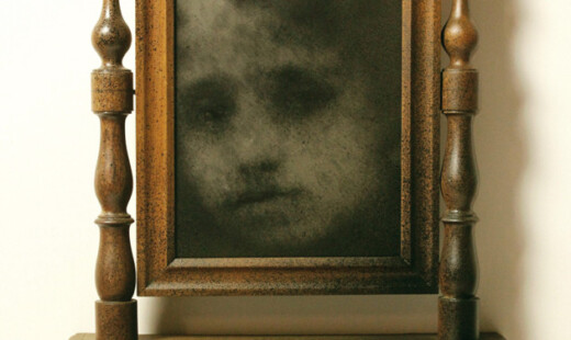 Eron YOU Spray Paint On Oldsiryan Mirror 2016
