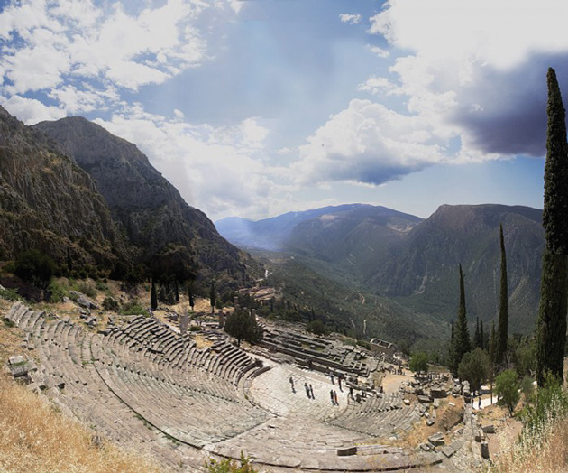 Teatro Di Delfi 700x583