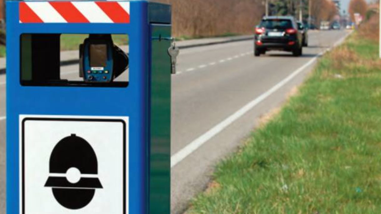 Nuovo Velox Sulla Statale Adriatica All Altezza Di Alfonsine Limite 70 Orari Verifica Anche Assicurazioni E Revisioni