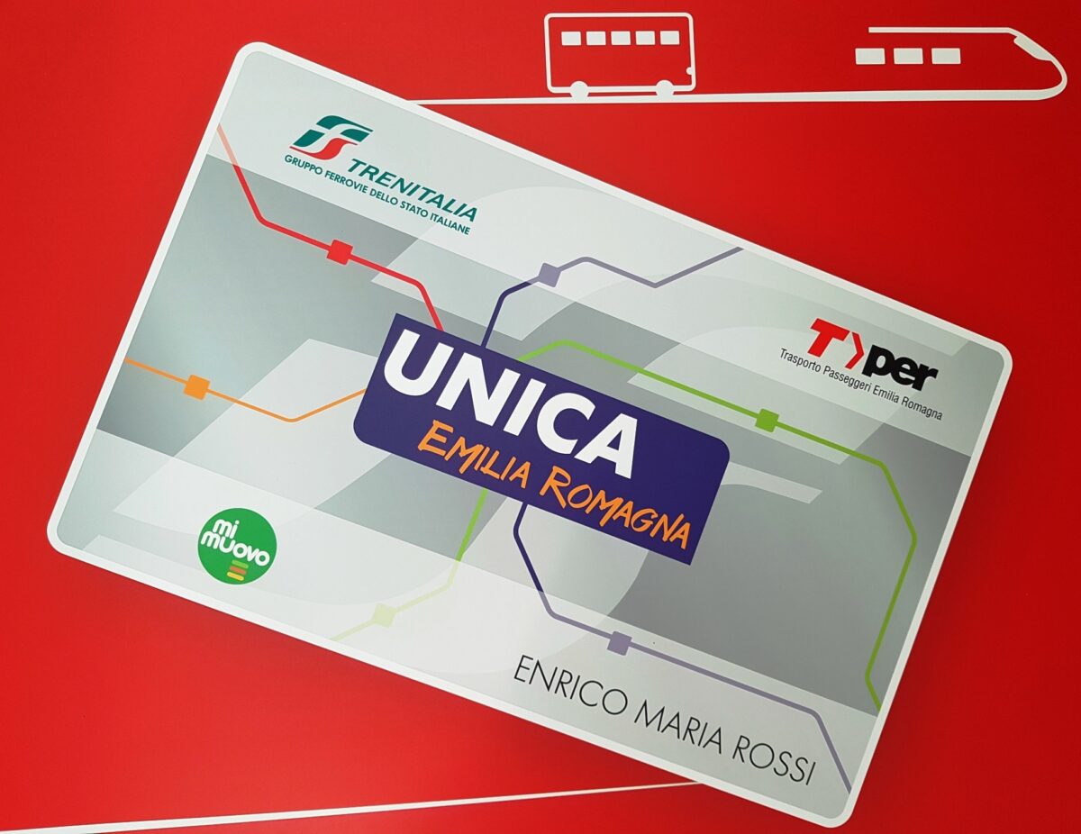 Nasce la smart card Trenitalia: in un unico supporto gli abbonamento di